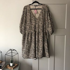 Boohoo Plus V-neck Leopard Smock Dress